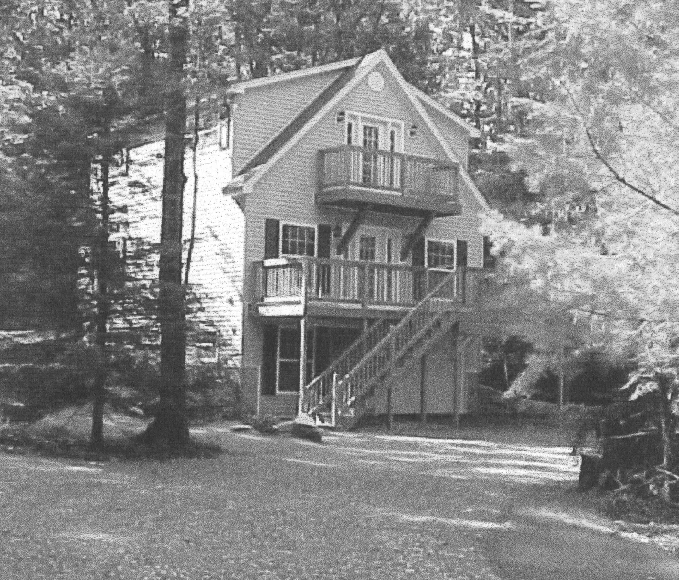 Bond Spaulding home in wooded setting