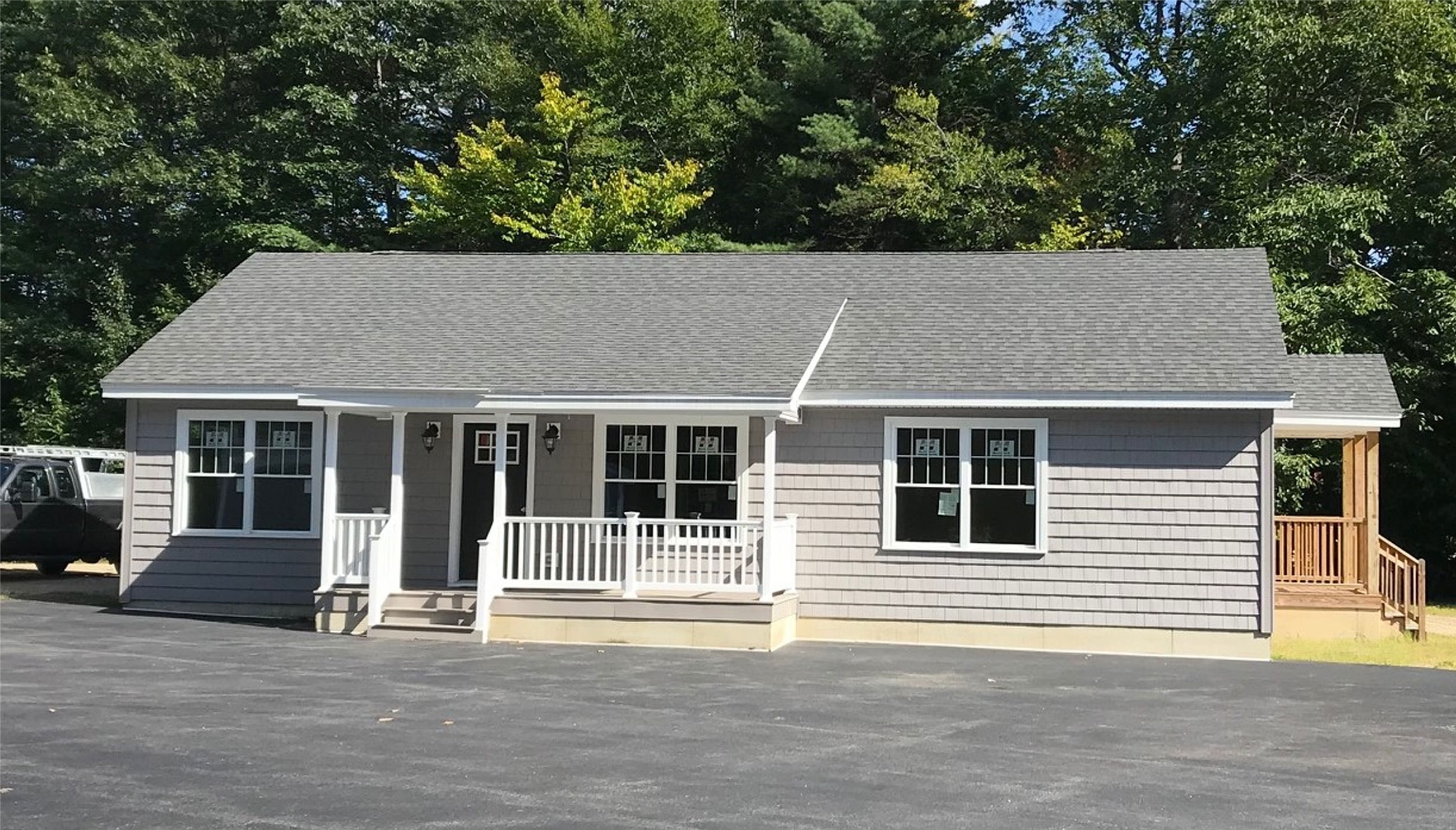 Winsor Homes office and model home